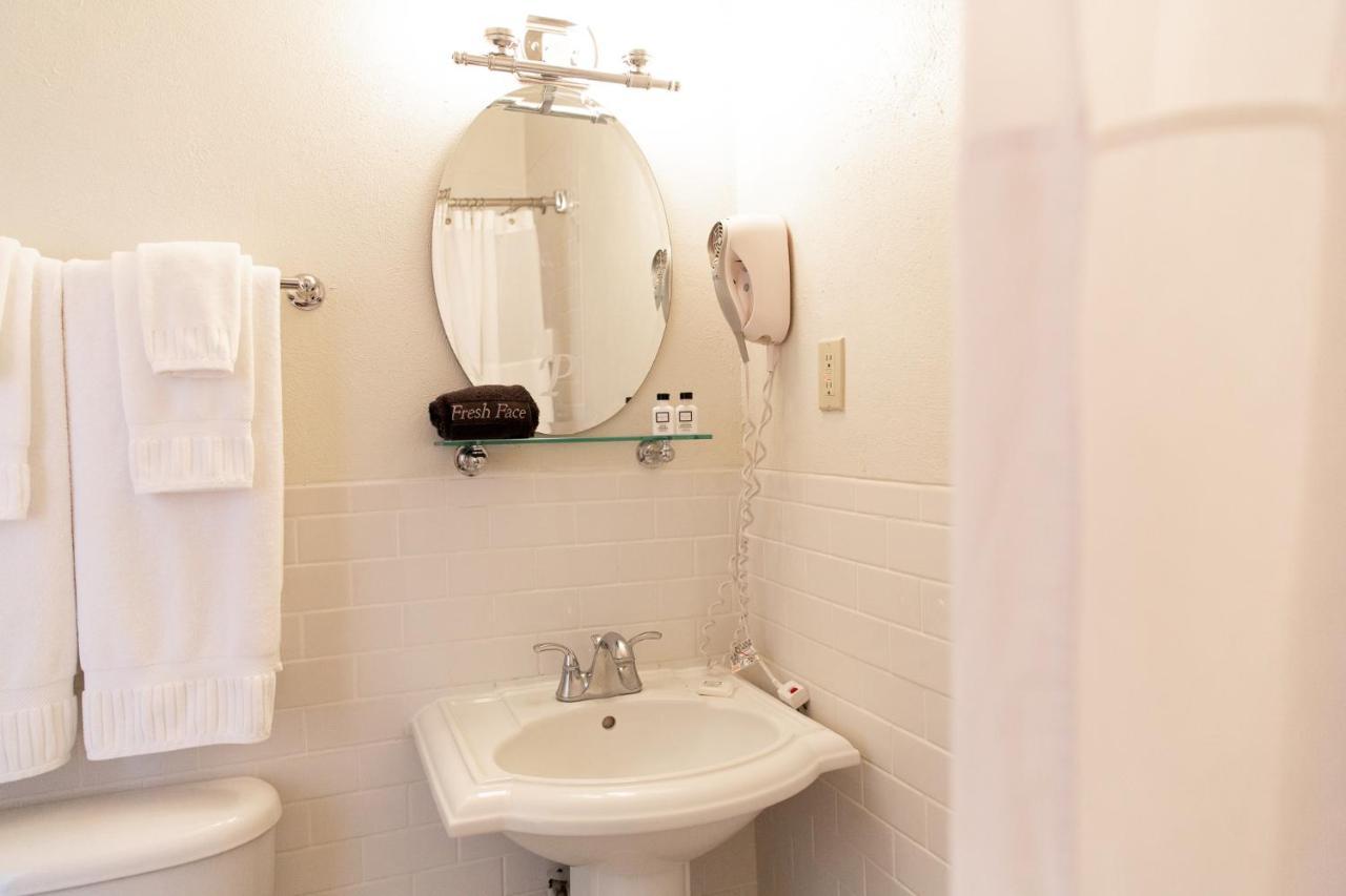 The Paisano Hotel Marfa